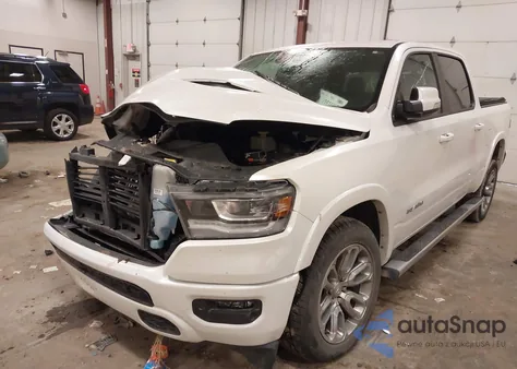 2021 Ram 1500 Laramie 4X4 5'7 Box z USA, uszkodzony, nr VIN 1C6SRFJT3MN558029